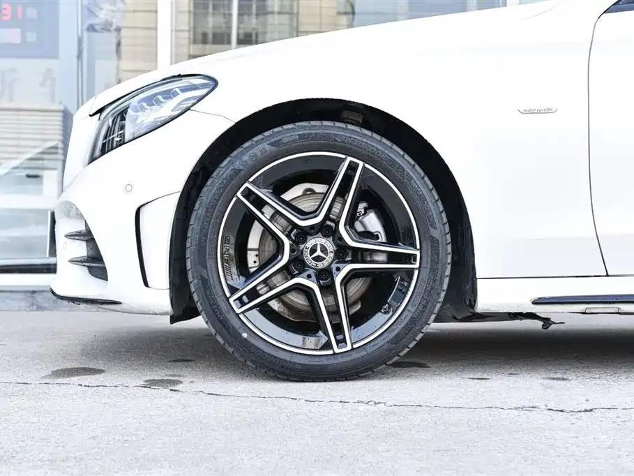 Mercedes-Benz C-Class — миниатюра 17