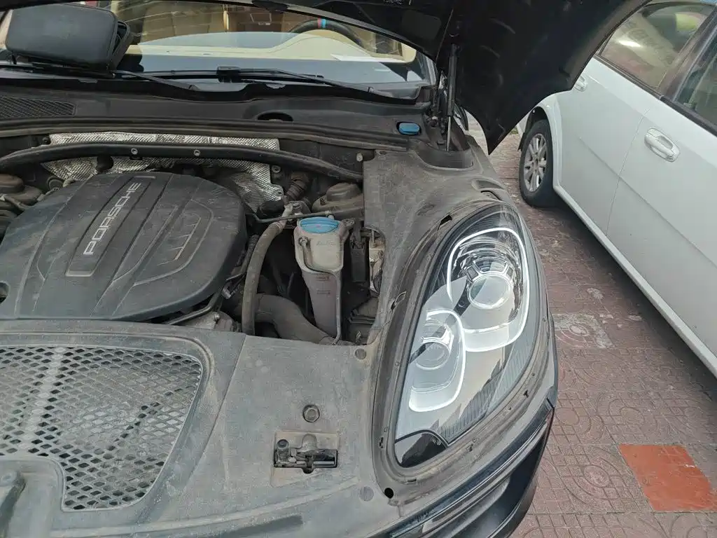 Porsche Macan — миниатюра 20
