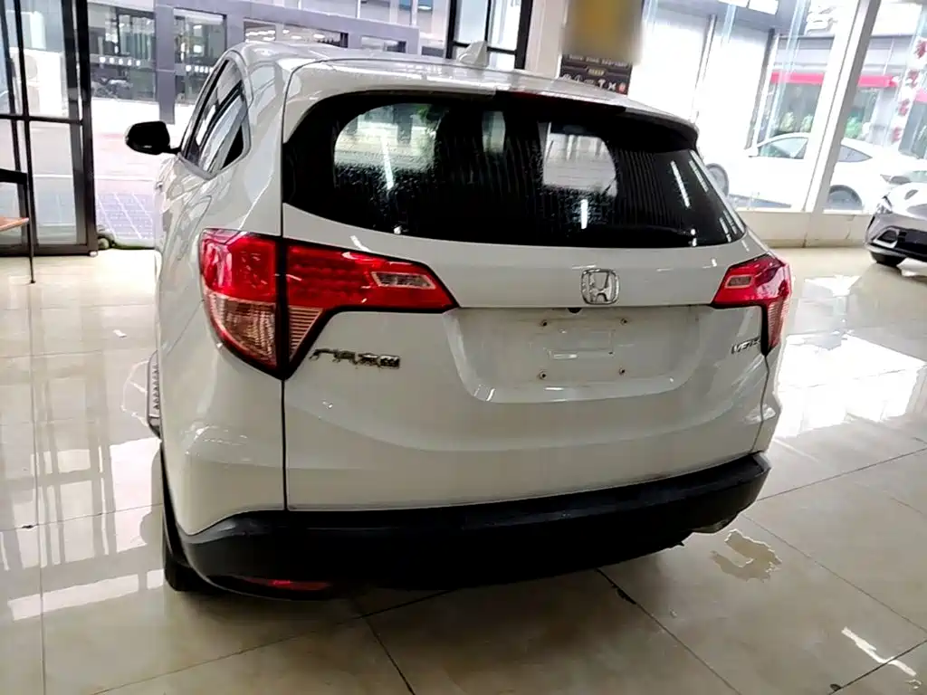 Honda Vezel — миниатюра 6