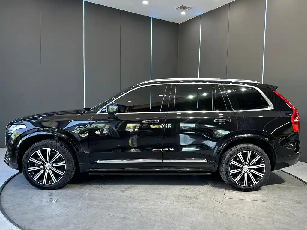 Volvo XC90 — миниатюра 4