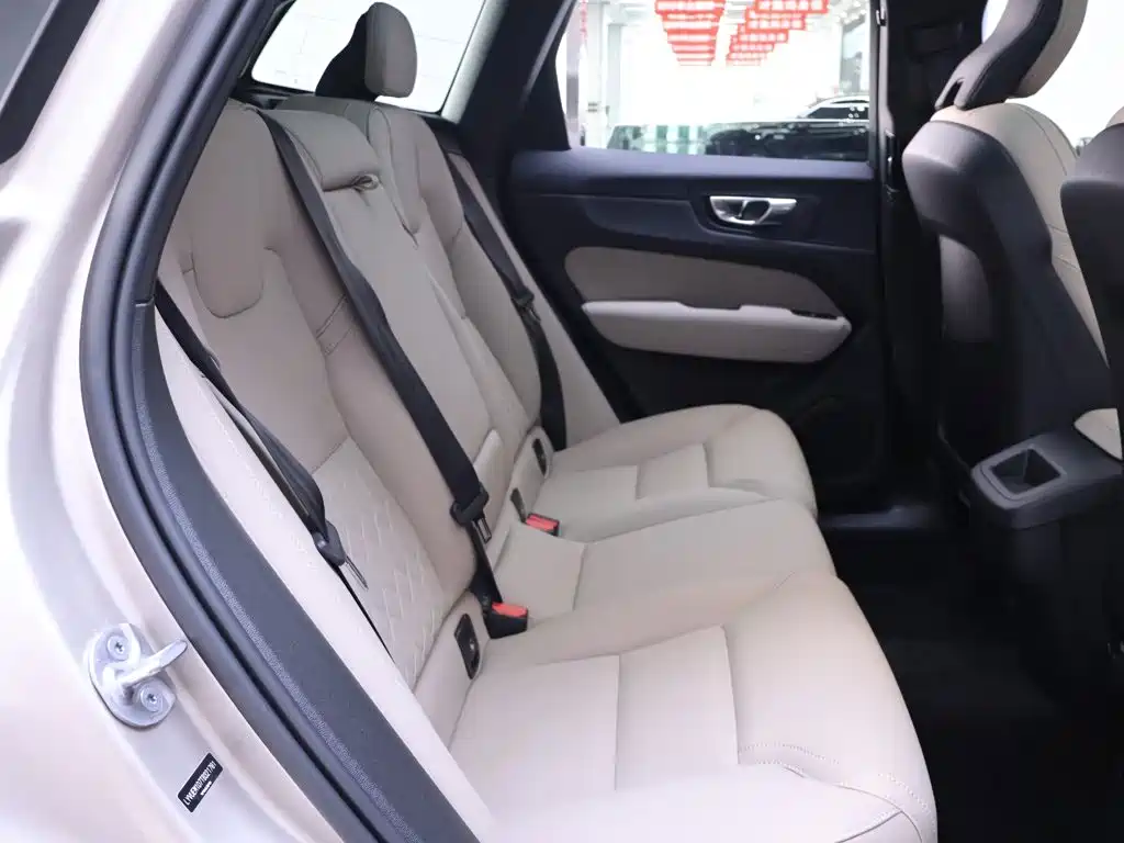 Volvo XC60 — миниатюра 22