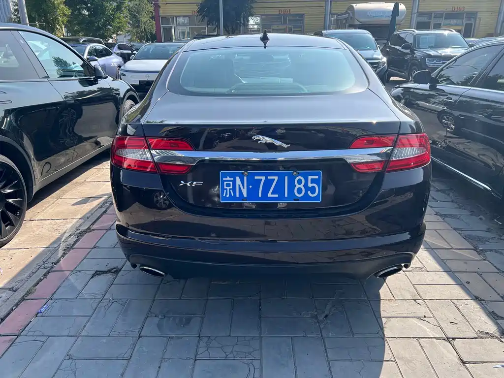 Jaguar XF — миниатюра 6