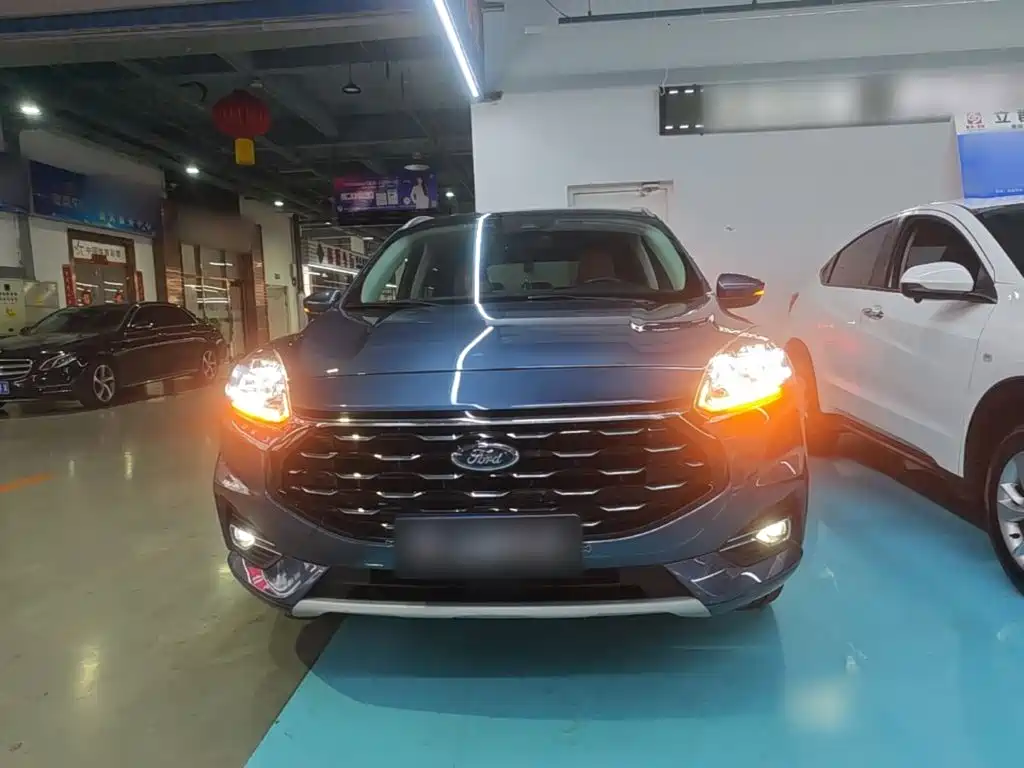 Ford Escape — миниатюра 3