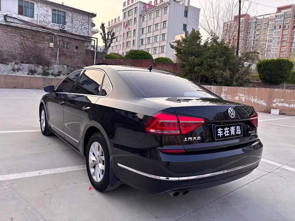 Volkswagen Passat 2015 1.8TSI AT