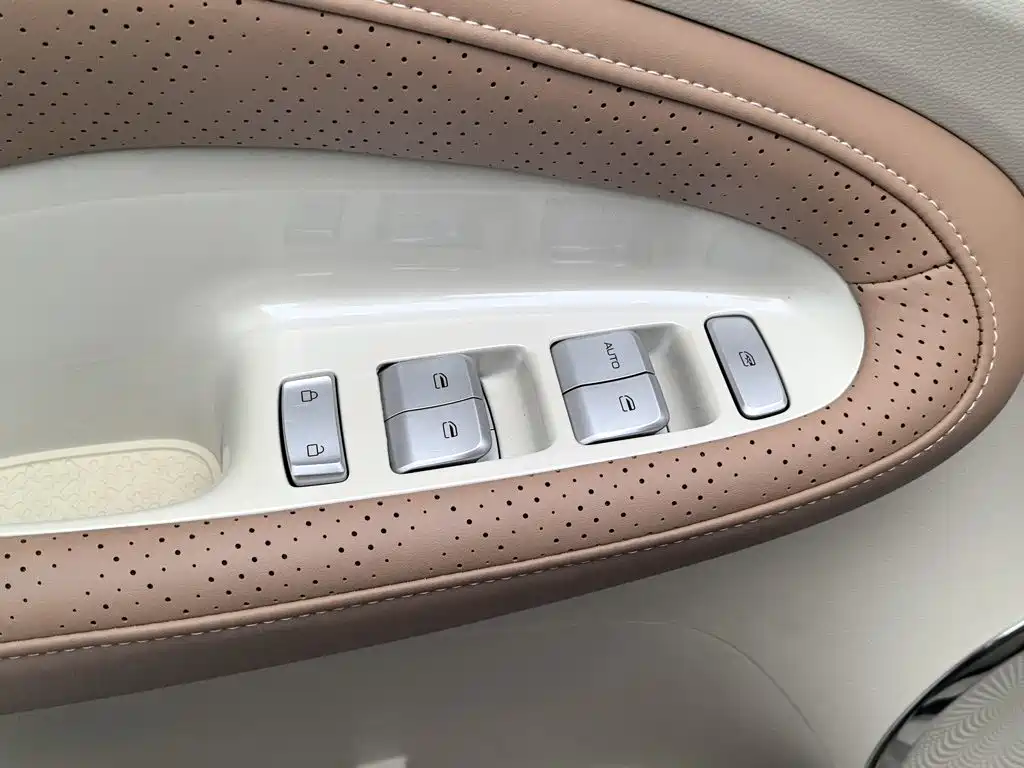 Wuling Bingo — миниатюра 9