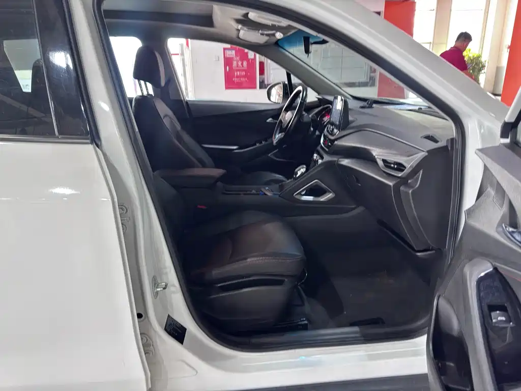 Chevrolet Volando — миниатюра 10