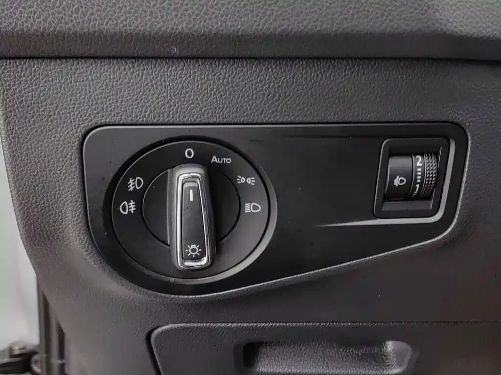 Volkswagen Tiguan L — миниатюра 21
