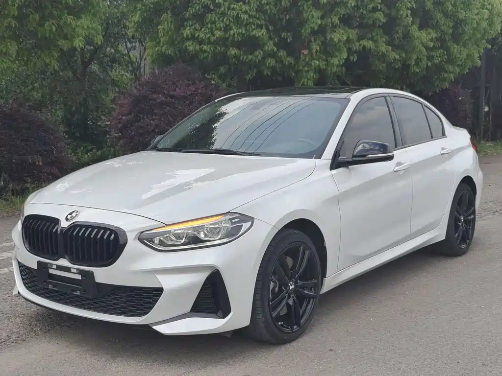 BMW 1 Series 2022