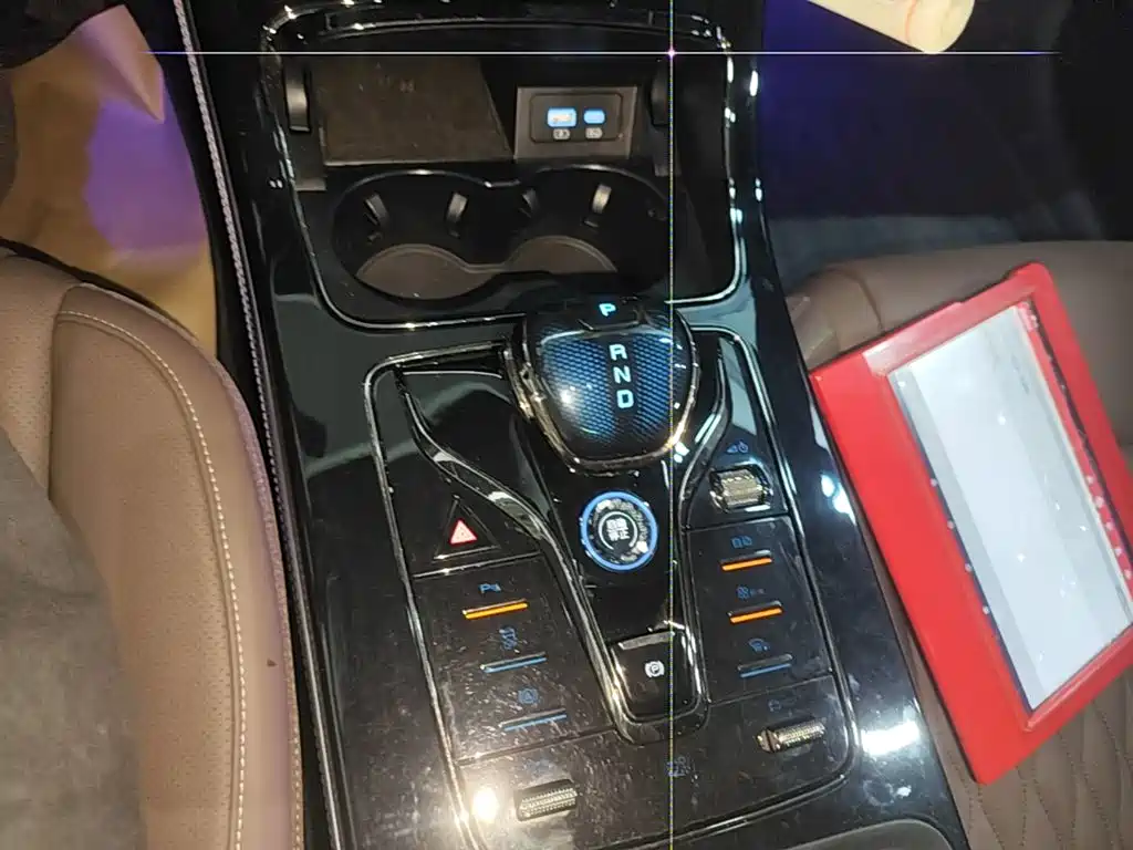 BYD Han — миниатюра 14