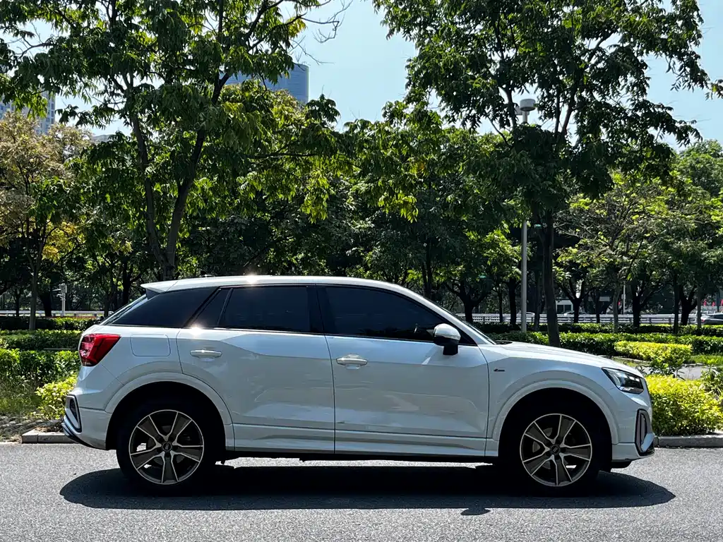 Audi Q2L — миниатюра 11