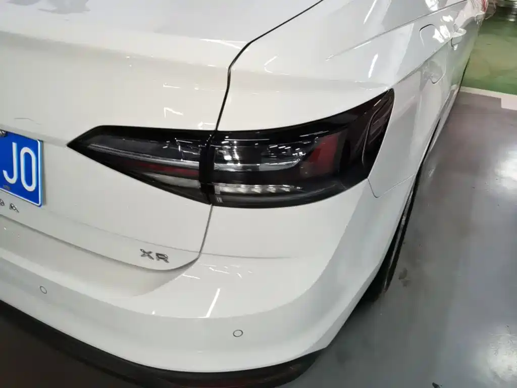 Volkswagen Lavida — миниатюра 8