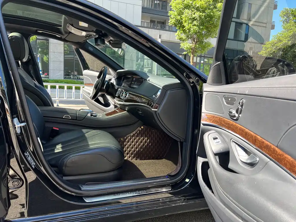 MERCEDES-BENZ S CLASS