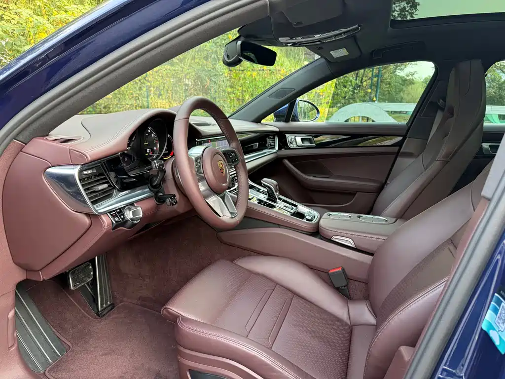 Porsche Panamera Hybrid — миниатюра 24