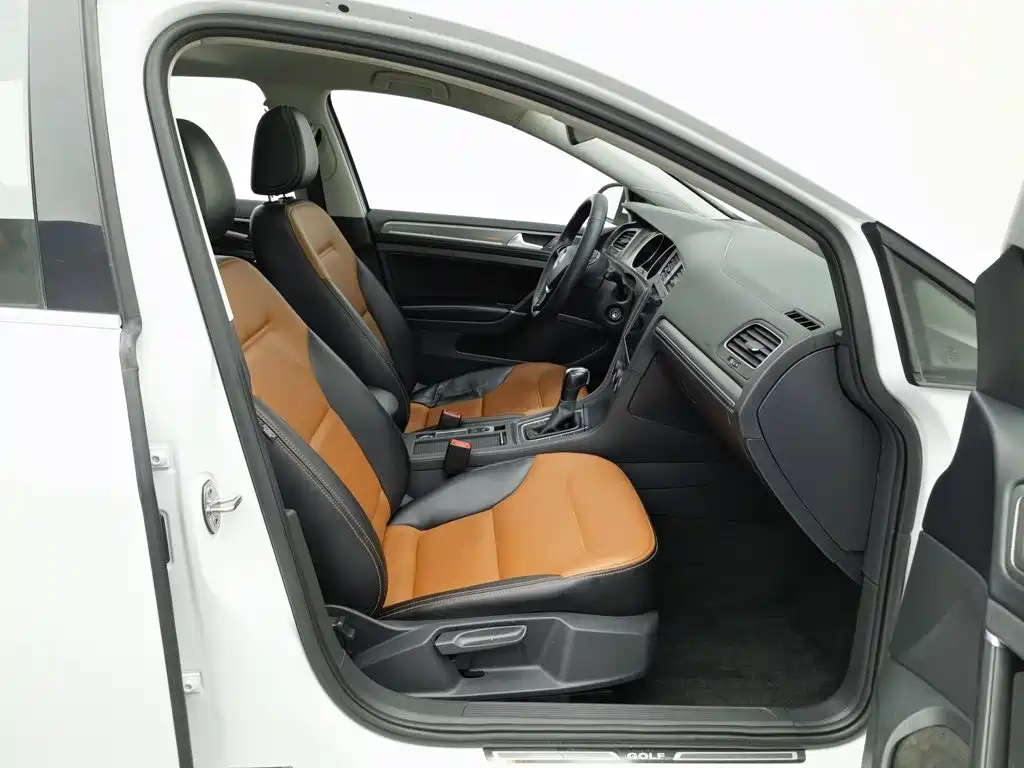 Volkswagen Golf — миниатюра 23