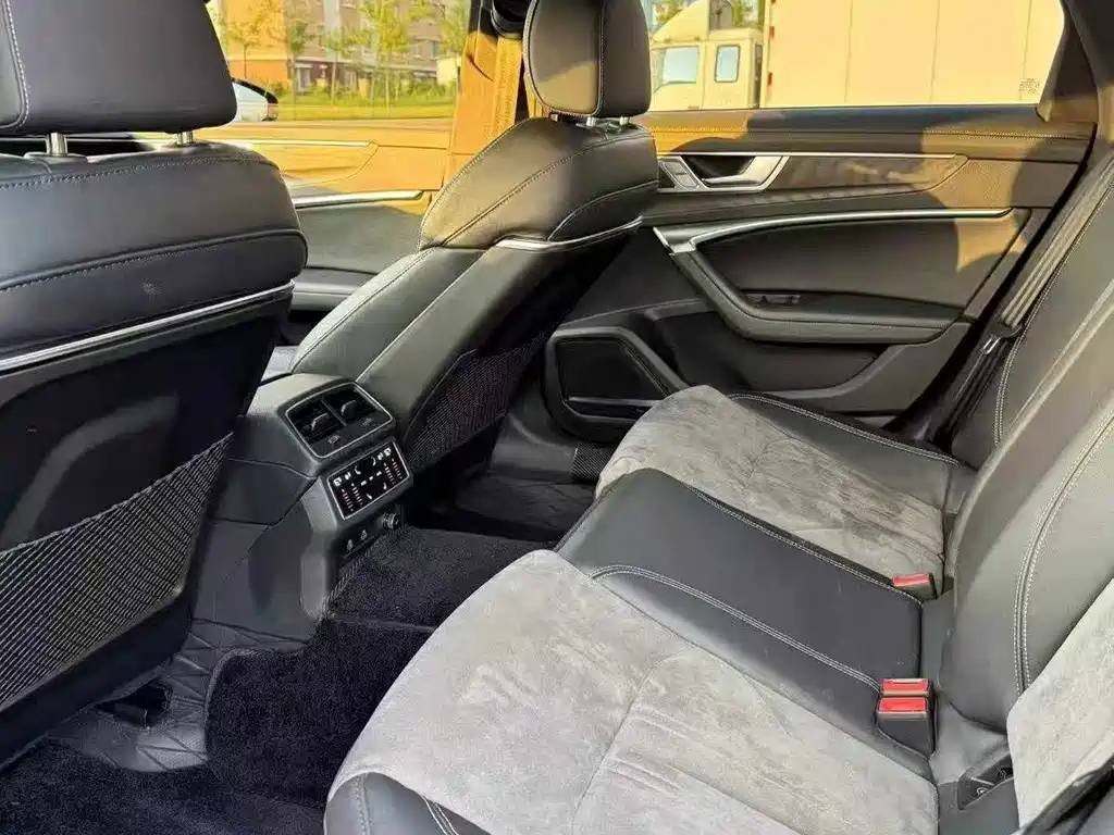 Audi A6L — миниатюра 6