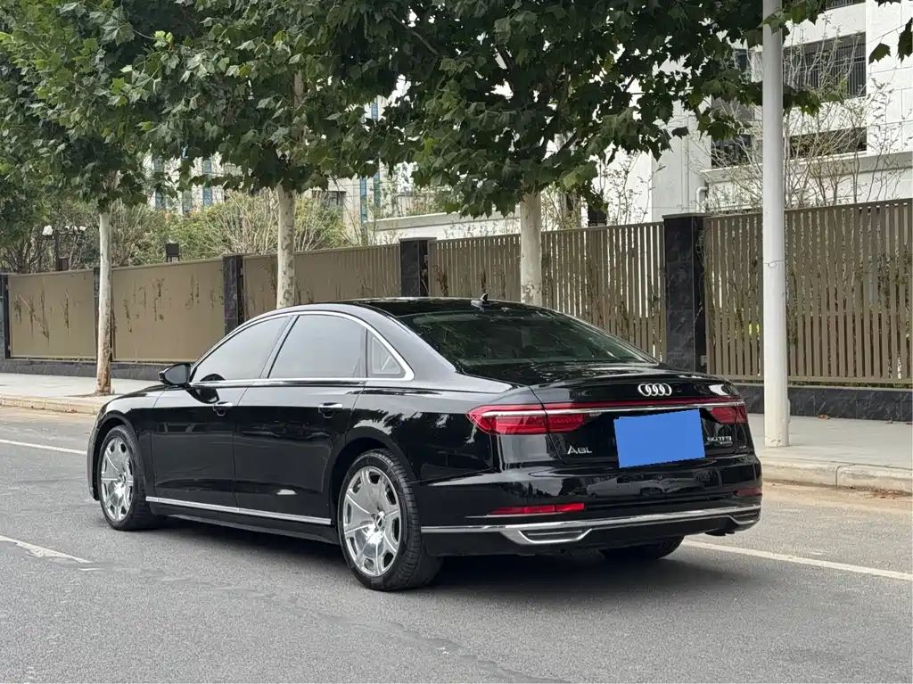 Audi A8 — миниатюра 18