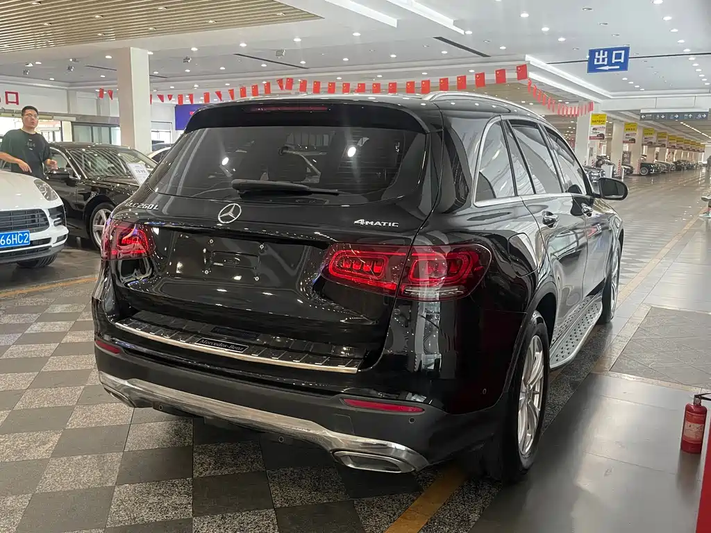Mercedes-Benz GLC — миниатюра 4