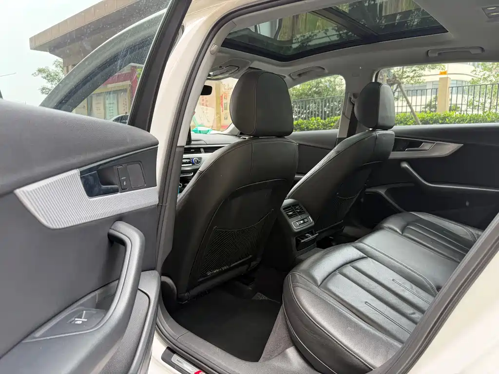 Audi A4L 2018 30 40 TFSI Fashion