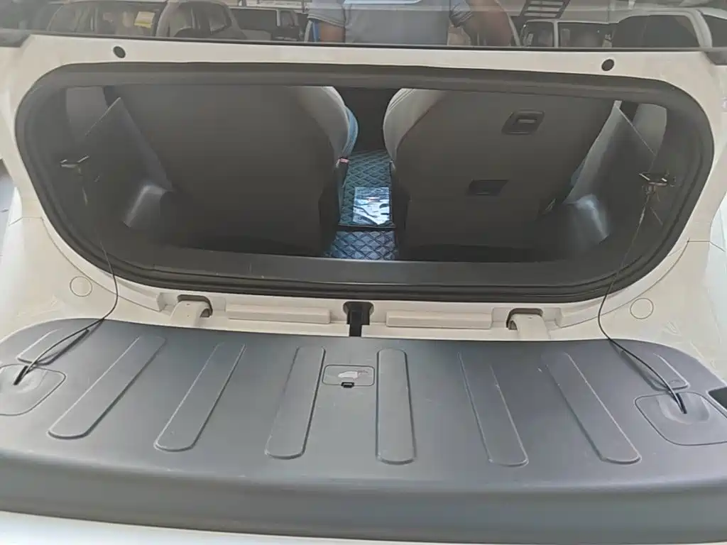 Wuling Nano EV — миниатюра 19