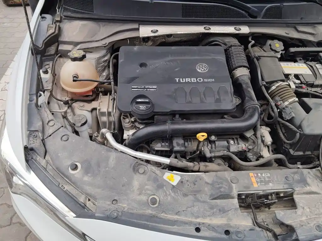 Buick Verano — миниатюра 20