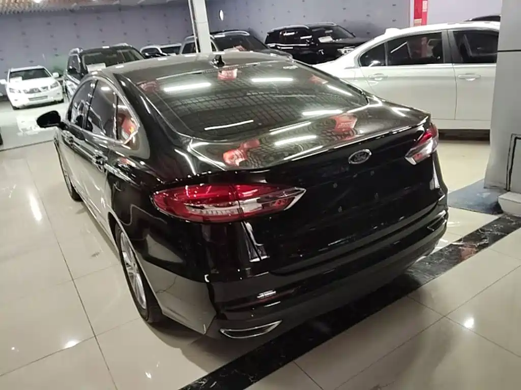Ford Mondeo — миниатюра 5