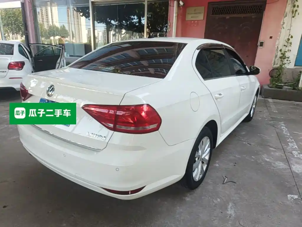 Volkswagen Lavida — миниатюра 7
