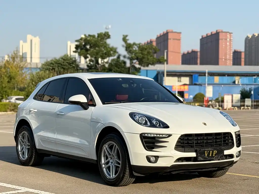 Porsche Macan — миниатюра 3