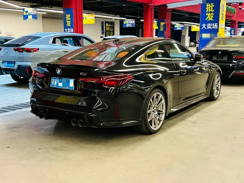 BMW M4 — миниатюра 6