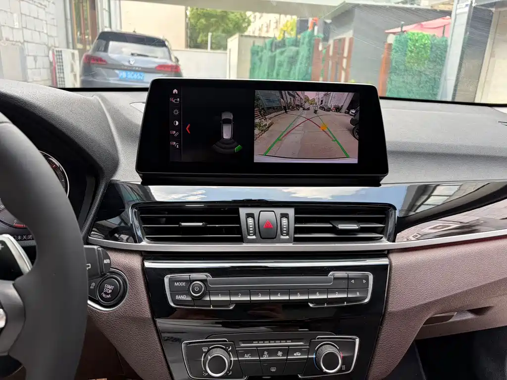 BMW X1 — миниатюра 14