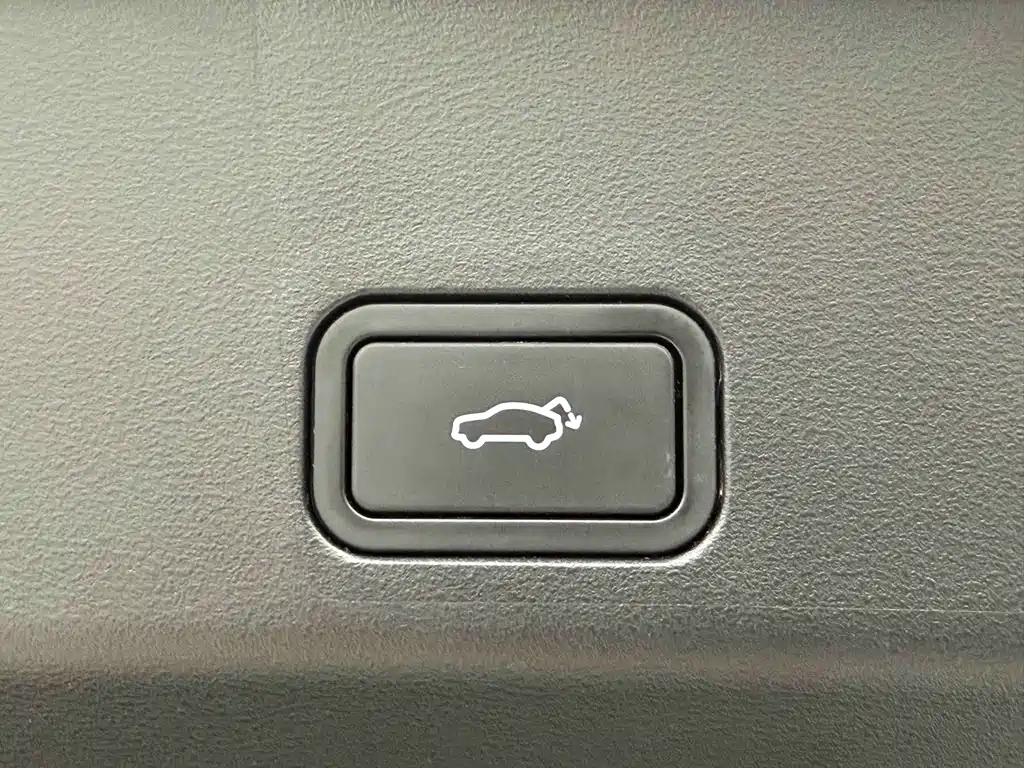 Geely Boyue L — миниатюра 20