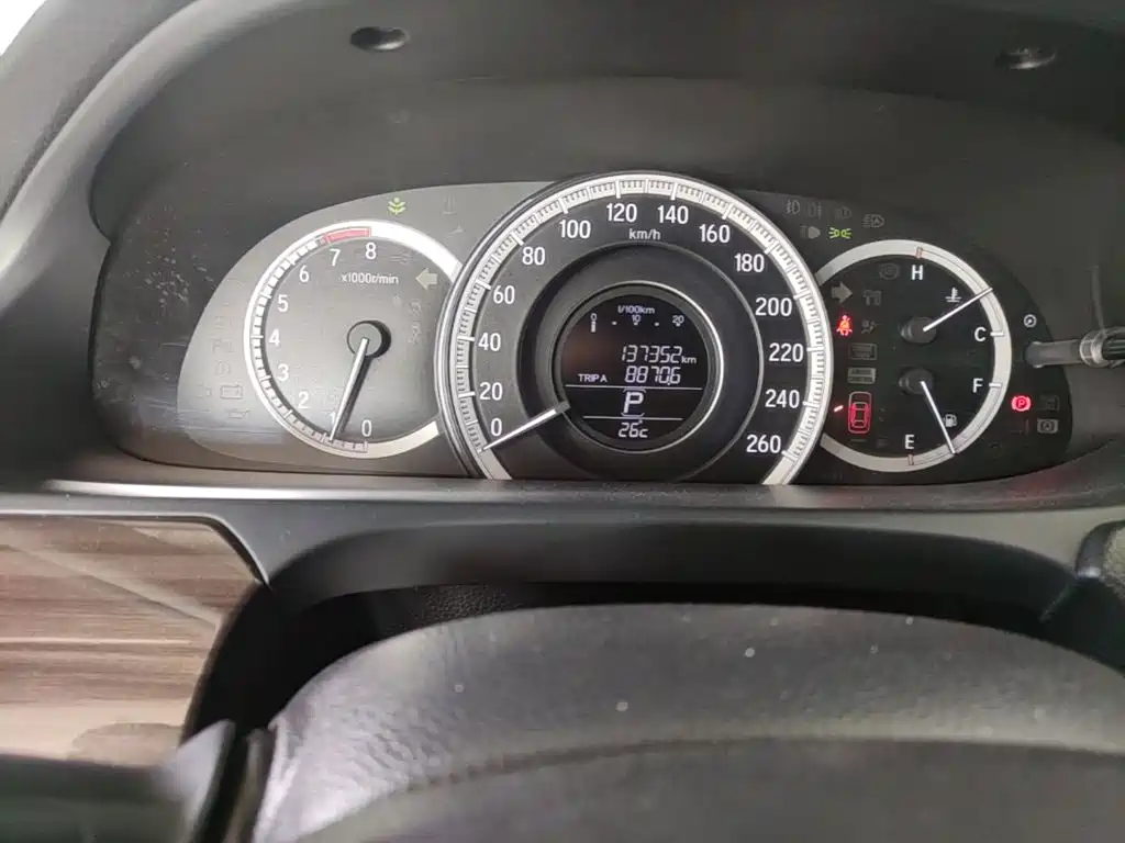 Honda Accord — миниатюра 12