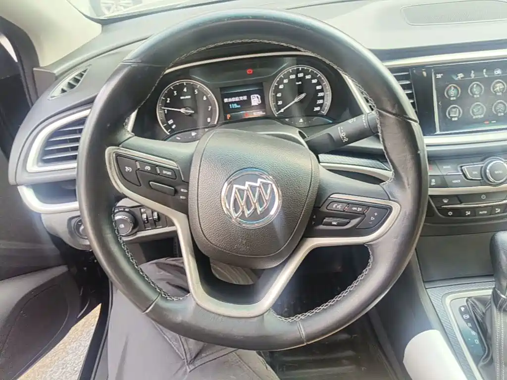 Buick Excelle — миниатюра 11