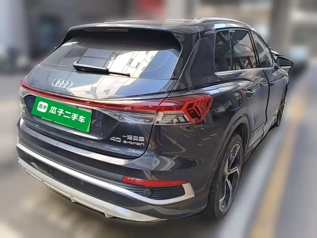 Audi Q4 e-tron — миниатюра 10