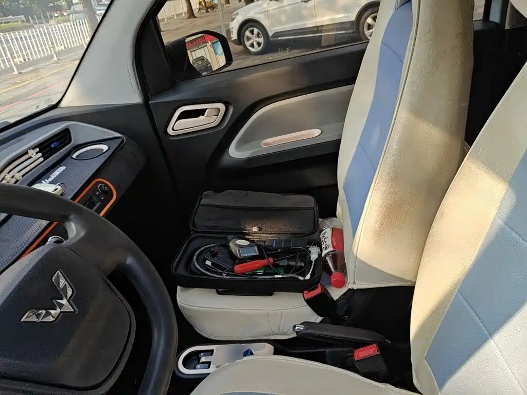 Wuling MINIEV — миниатюра 11