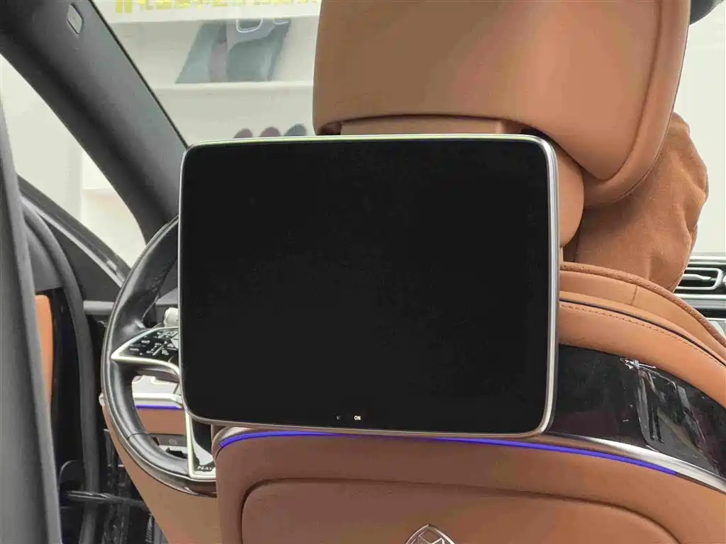 Mercedes-Benz S-Class — миниатюра 10