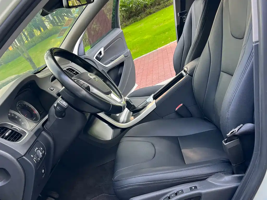 Volvo S60 — миниатюра 8