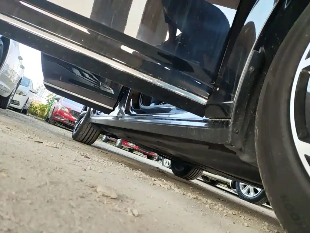 Volkswagen Passat — миниатюра 21