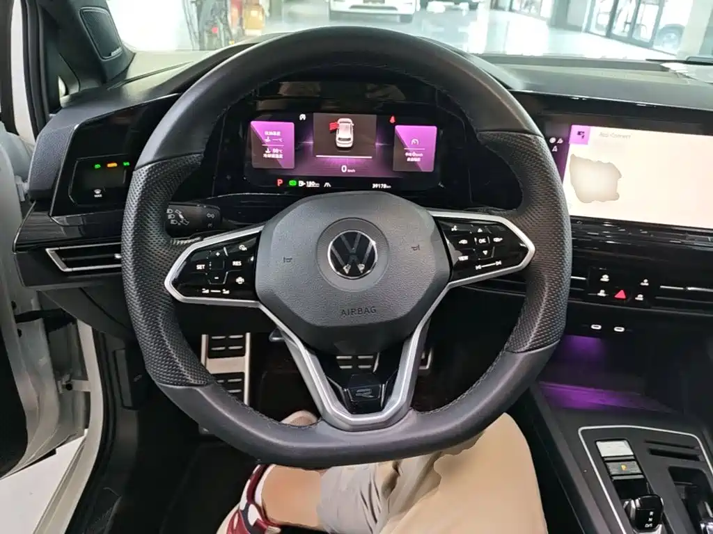 Volkswagen Golf — миниатюра 11