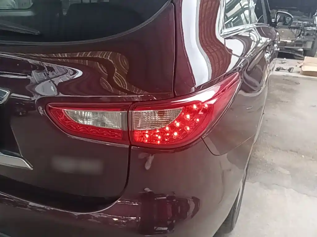Infiniti QX60 (Import) — миниатюра 8
