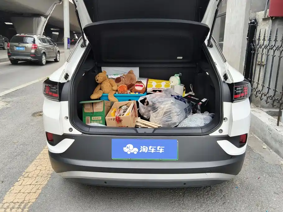 Volkswagen ID.4 Crozz — миниатюра 4
