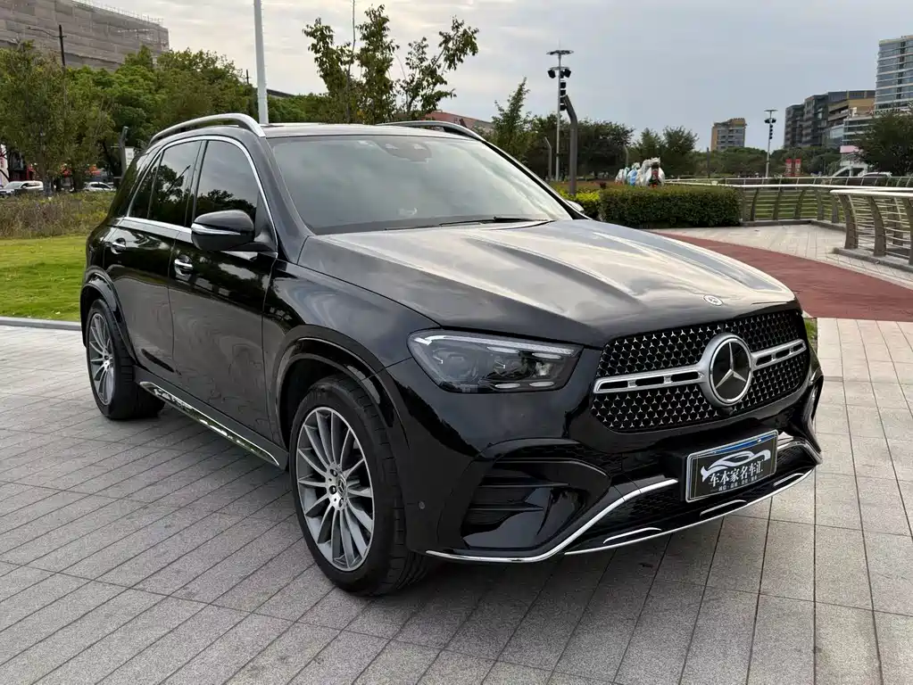 Mercedes-Benz GLE (Import) — миниатюра 3
