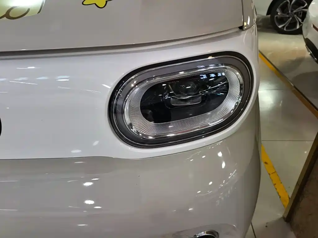 Wuling MINIEV — миниатюра 24