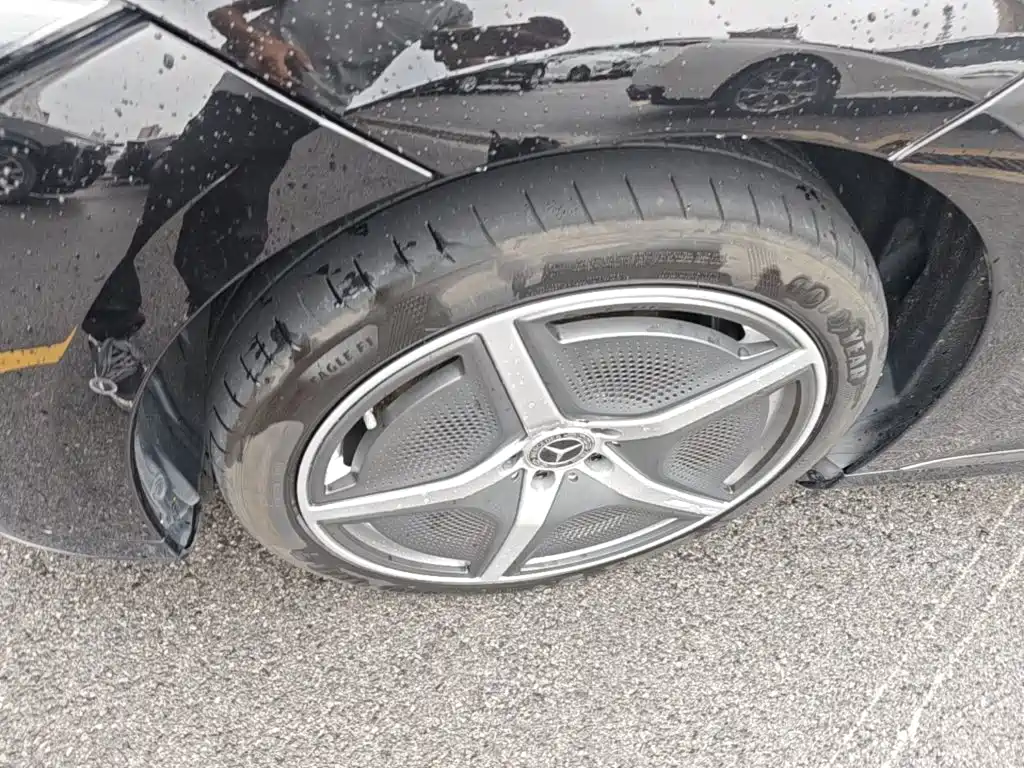 Mercedes-Benz EQE — миниатюра 23