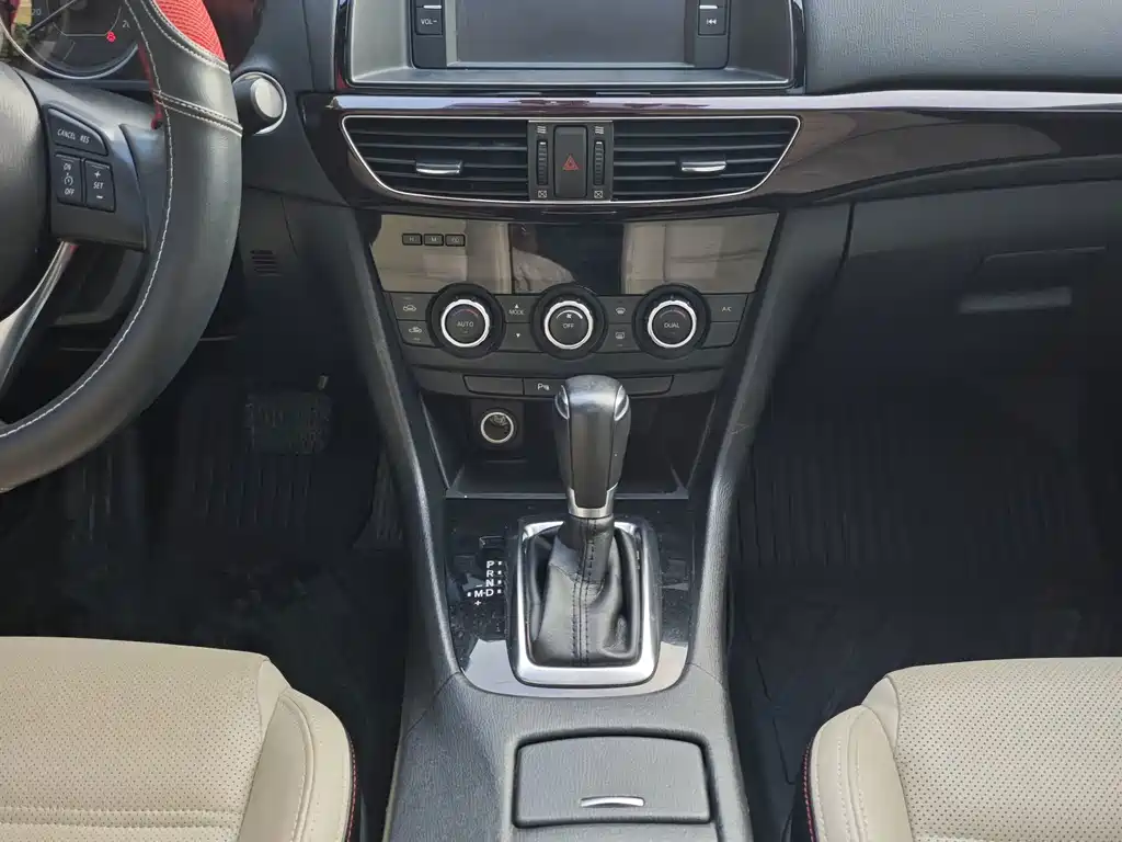 Mazda Atenza — миниатюра 17