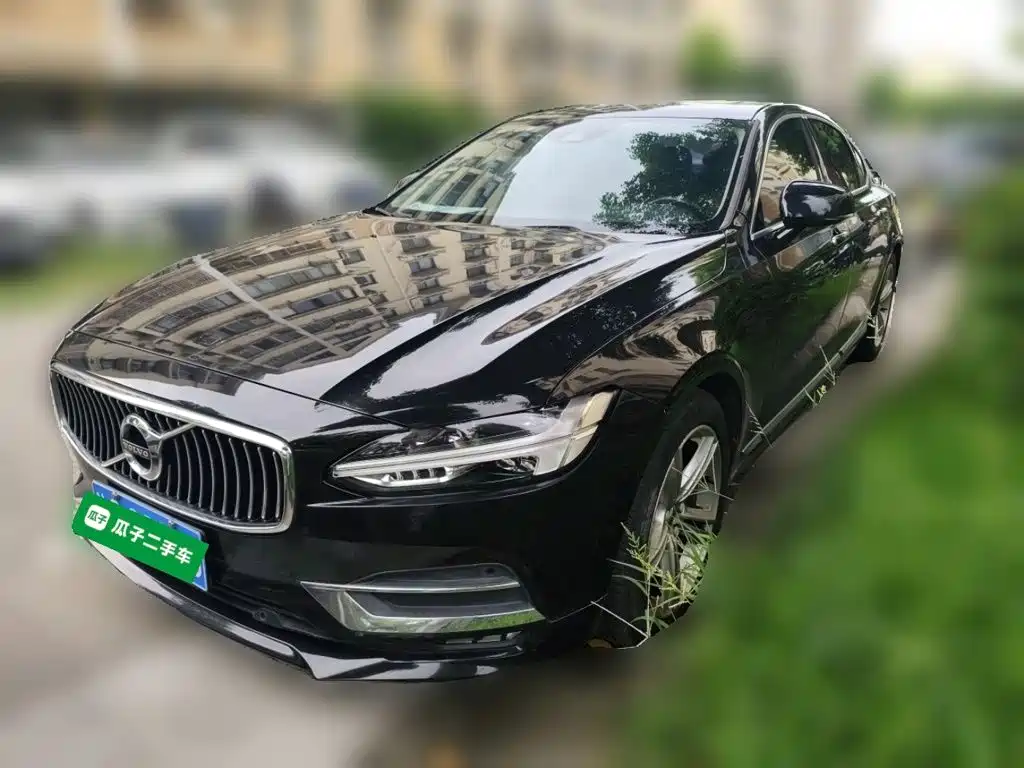 Volvo S90