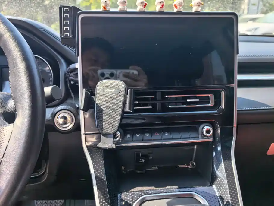 Haval M6 — миниатюра 13