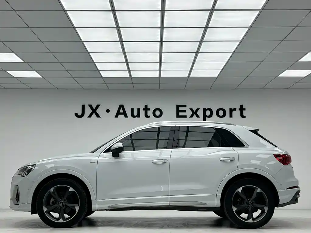 Audi Q3 — миниатюра 4
