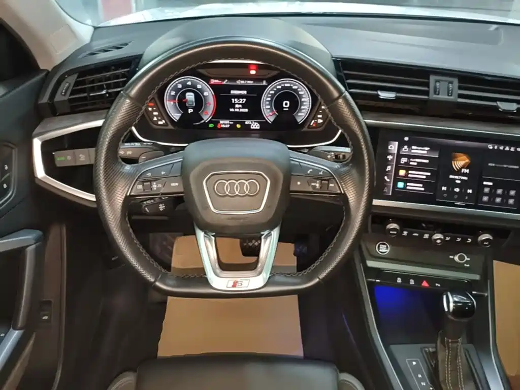 Audi Q3 Sportback — миниатюра 11