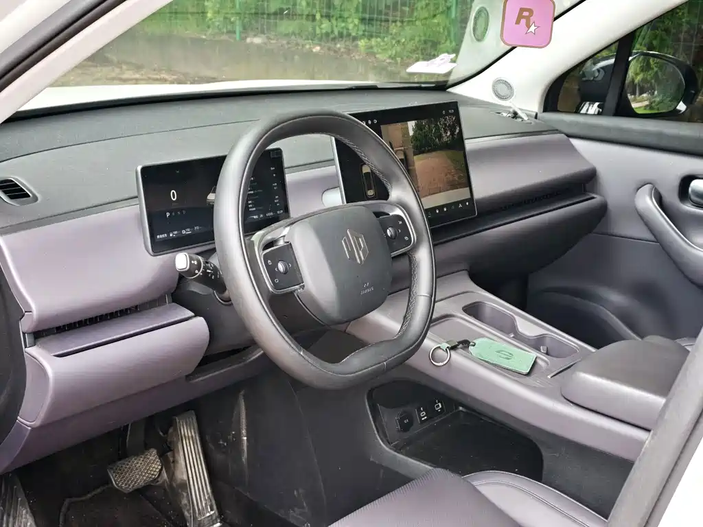 Leapmotor Leapmotor C10 — миниатюра 9