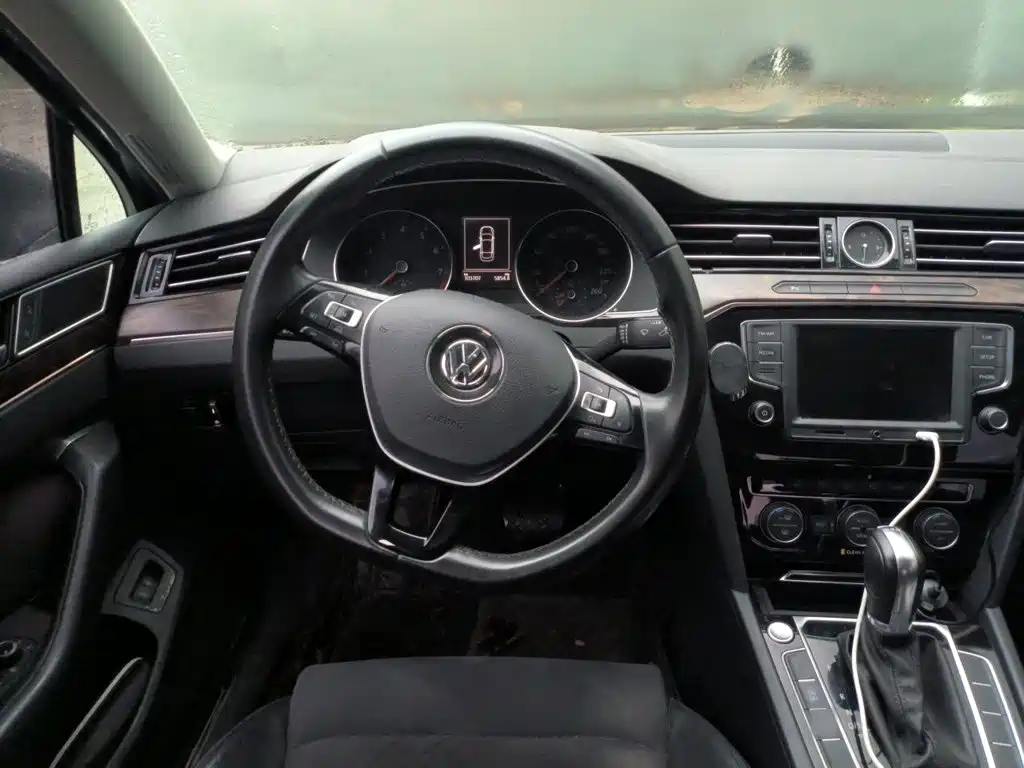 Volkswagen Magotan — миниатюра 3